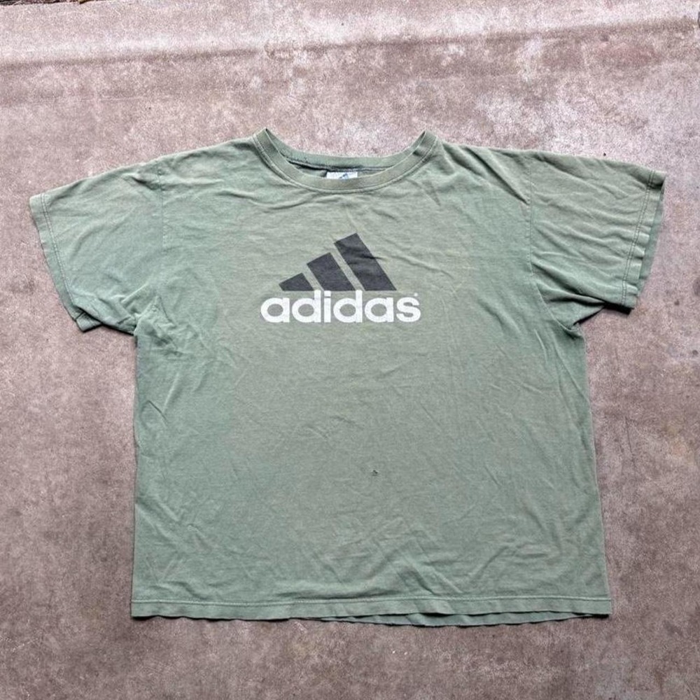 Vintage 90s Adidas green t-shirt with white and black logo Mens Size Large